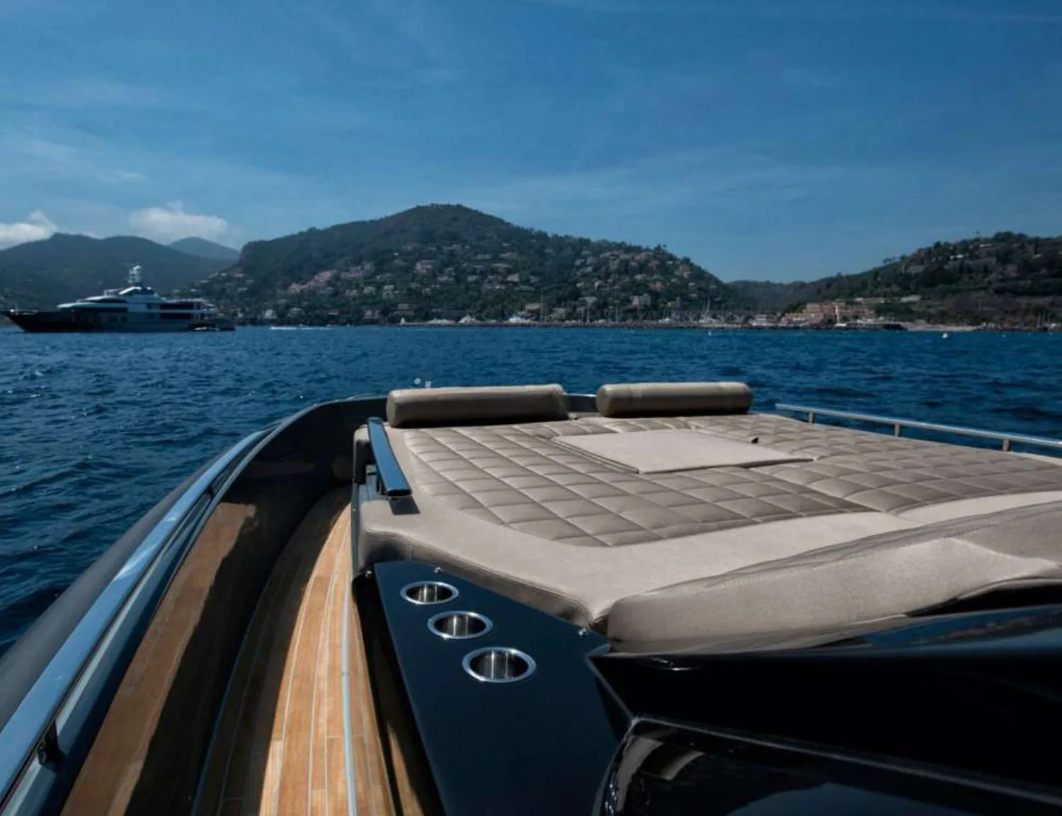 M/Y ELLORALU II — photo 3 sur 6
